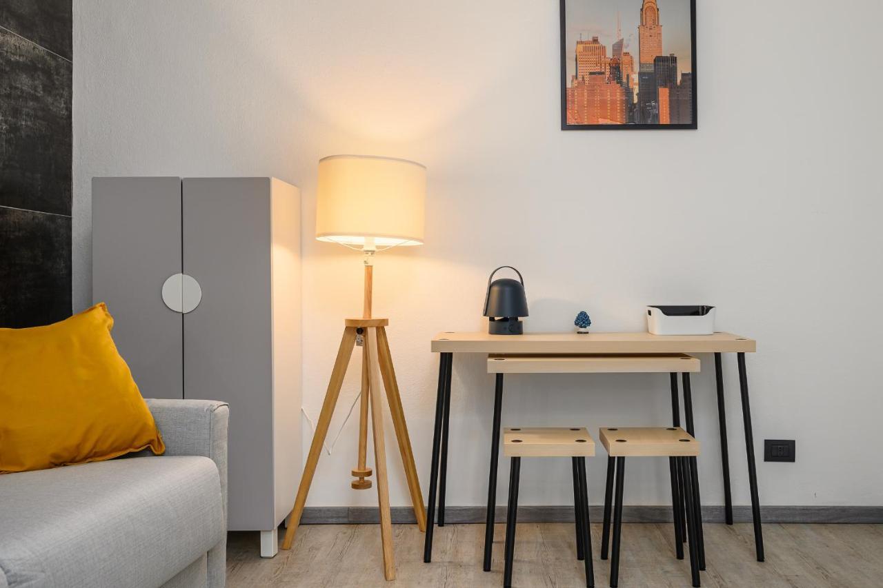 Insubria 8-3Sx - Monolocale Cool Apartman Milánó Kültér fotó